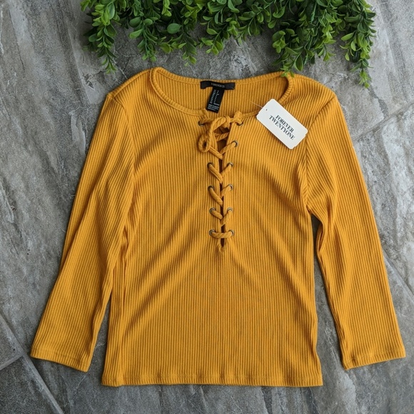 New! Forever 21 long sleeve lace up top - Picture 1 of 3